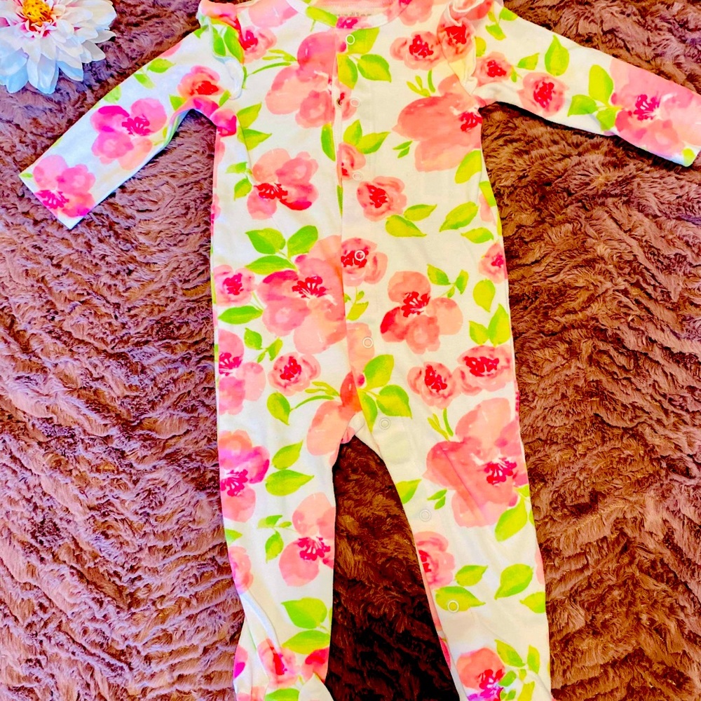 Children's place 3-6 months floral footies